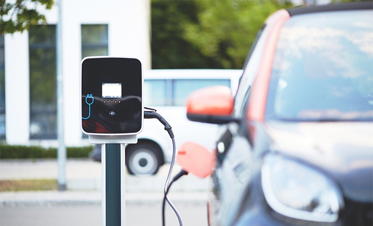 Venda de automóveis elétricos cresceu 60% em 2020