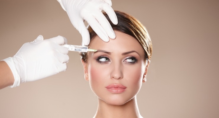 Condomínio pagou botox de síndica