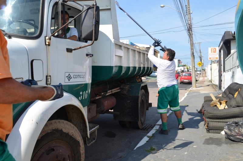 Comcap retoma os roteiros de coleta de resíduos volumosos em abril