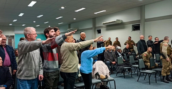Juramento dos representantes dos Conselhos Comunitários de Segurança