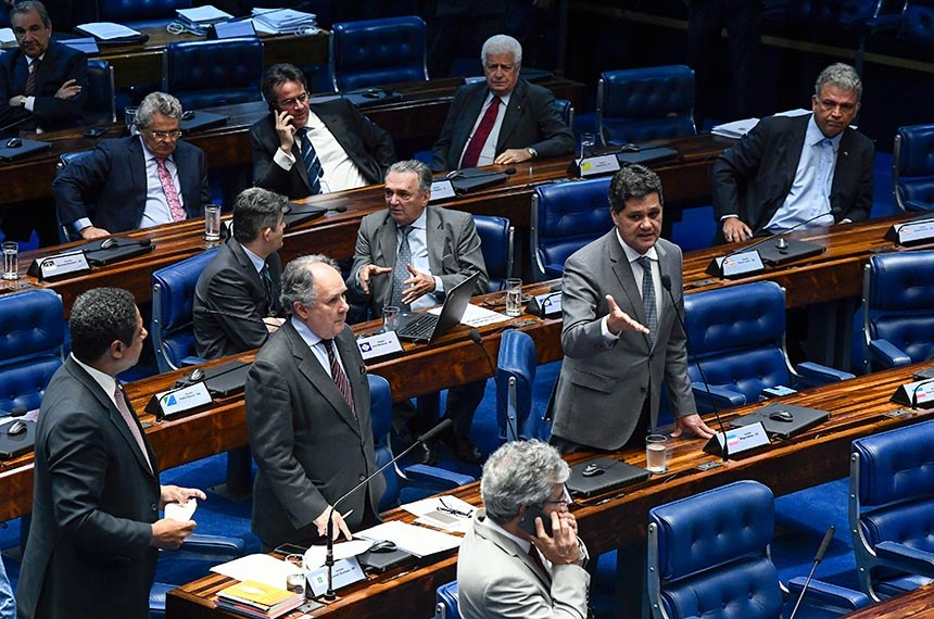 Lei de proteção de dados é aprovada no Senado