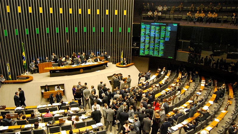 Câmara aprova projeto sobre mudança de destinação de imóvel em condomínio