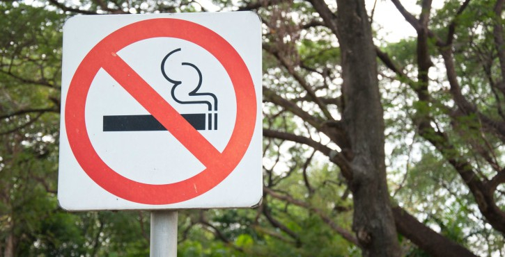 Fumar em condomínios depende do regimento
